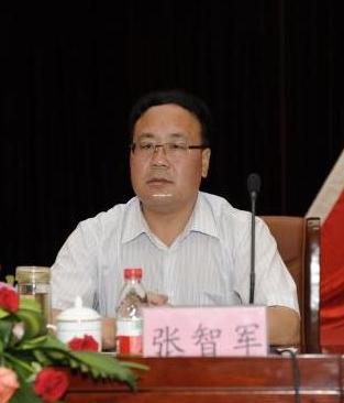 [CropImg][CropImg][s]省財政廳黨組成員、副廳長行業(yè)黨委書記張智軍同志做重要講話